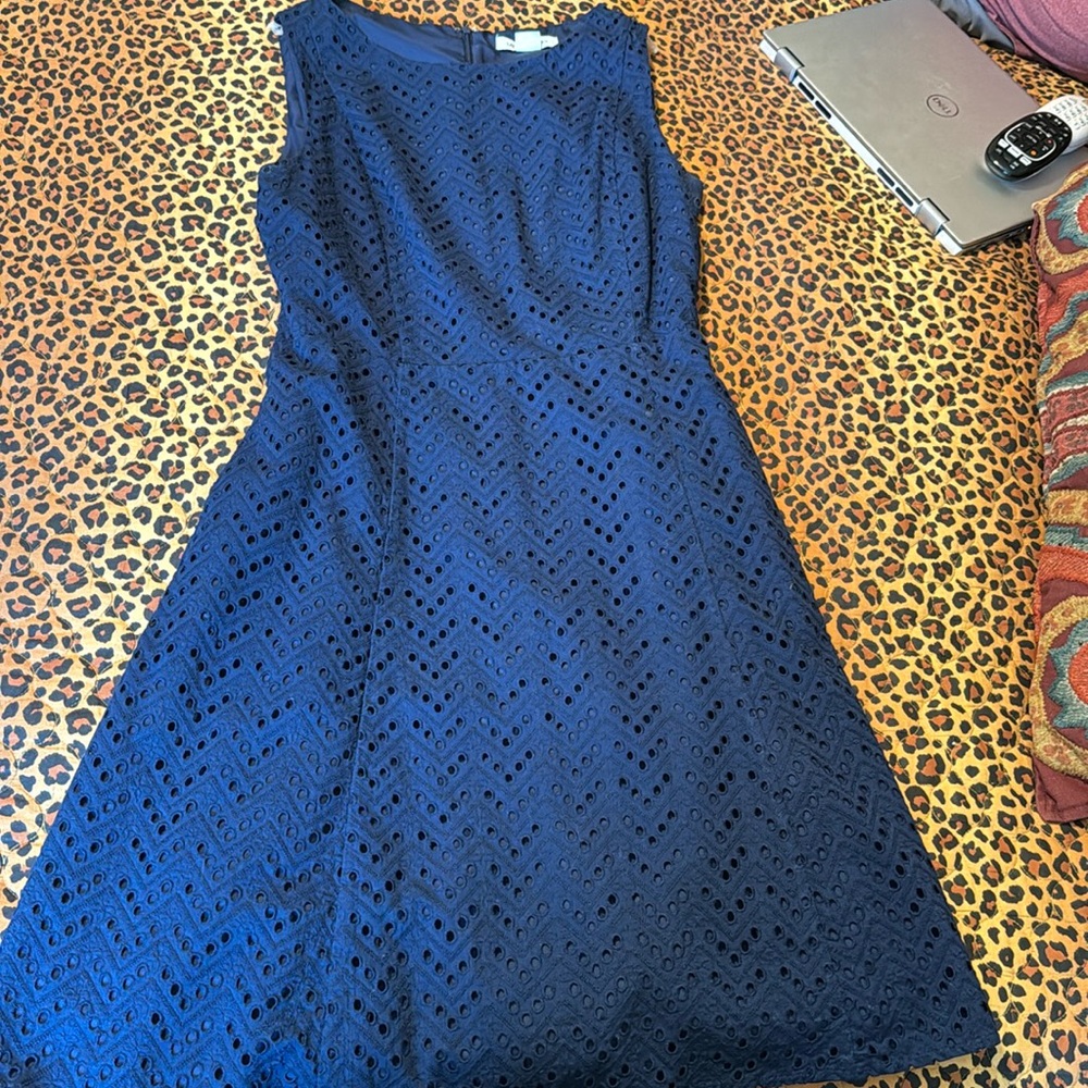 2 Women’s cotton eyelet dresses